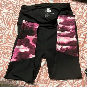🔴Sold- Tie dye Leggings